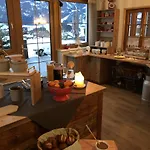 Zum Urviech -erwachsenenhotel- (adults Only) 호텔 2*