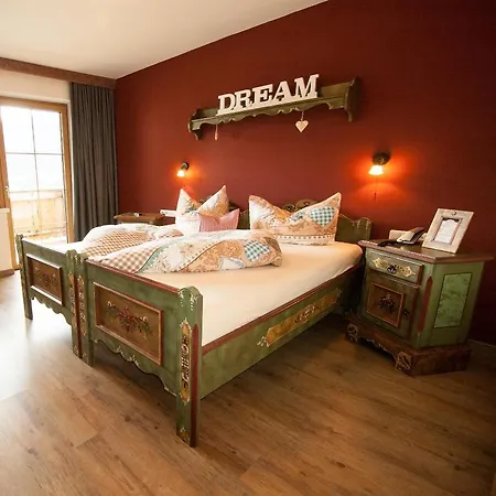 Zum Urviech -erwachsenenhotel- (adults Only) מלון