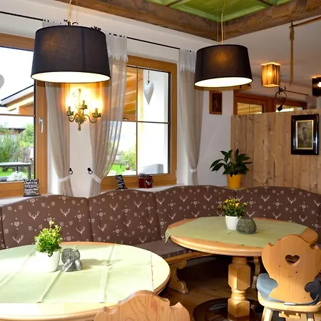 Zum Urviech -erwachsenenhotel- (adults Only) 2* Ehrwald