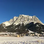 Zum Urviech -erwachsenenhotel- (adults Only) Hotel Ehrwald